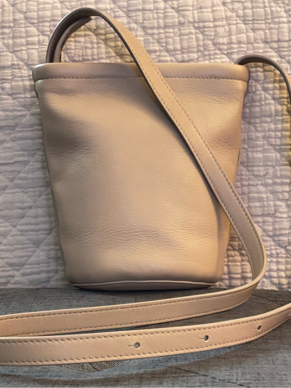 MANSUR GAVRIEL MINI ZIP BUCKET/CROSSBODY BAG AGLIO
in CAMEL - Picture 11 of 11